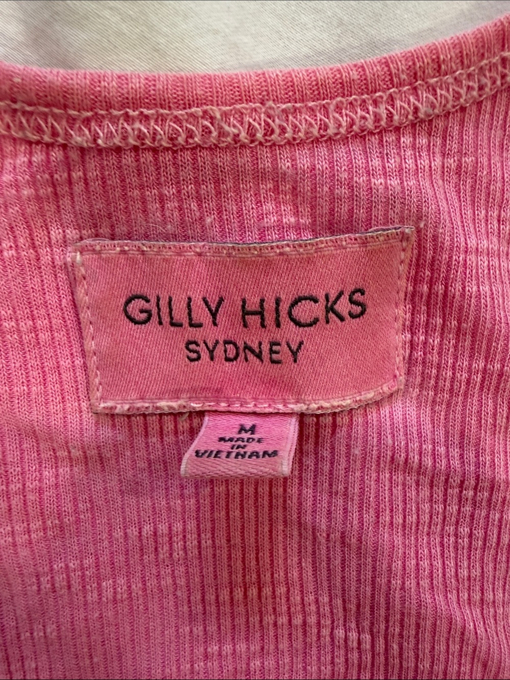 Gilly Hicks Hot Pink Ribbed Racerback Crop Tank - Picture 2 of 4